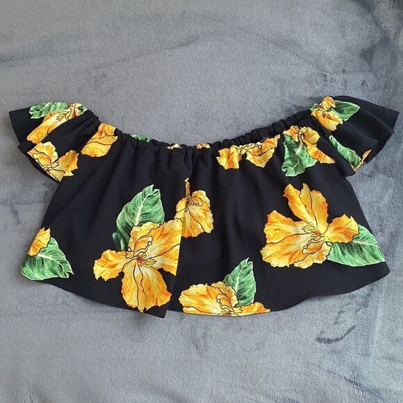 Zara Basic Collection Floral Crop Top Size Small - Picture 3 of 9